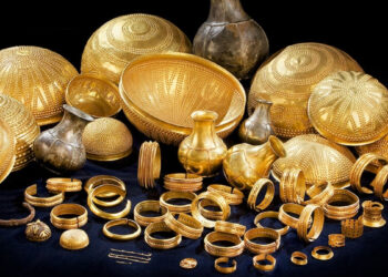 Senovinėje lobio slėptuvėje – paslaptingas „ateivių“ metalas: mokslininkai apstulbę