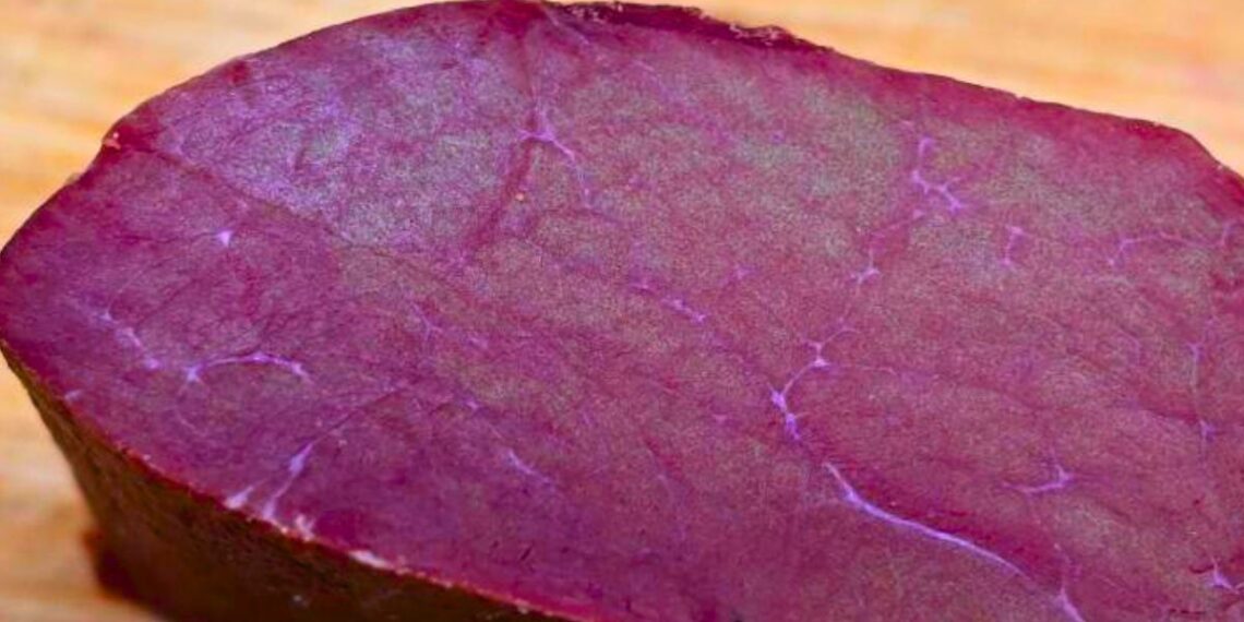 Ant mėsos ar dešros pastebėjote vaivorykštę? Štai ką tai gali reikšti ir ar dar saugu valgyti