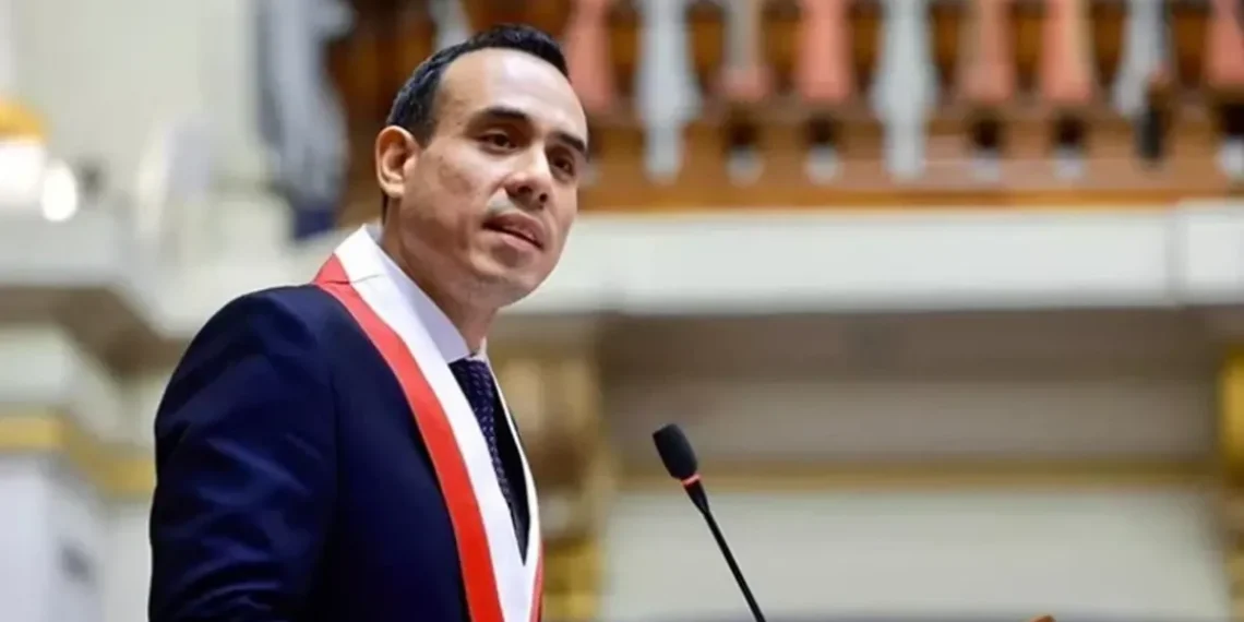 Politinis chaosas Peru: per 4 mėnesius nuverstas jau trečias prezidentas