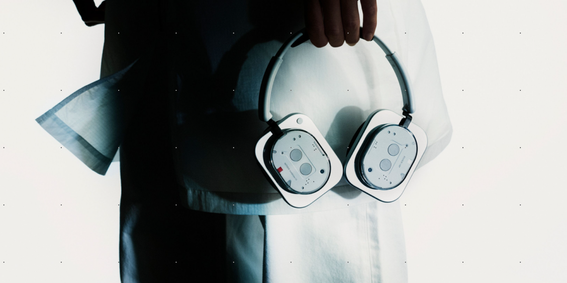 Pigiau nei „AirPods“? „Nothing“ kovo 5-ąją pristato naujas ausines