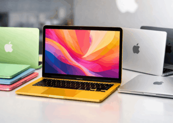 Pigiausias MacBook istorijoje? Nutekėjo ryškiaspalvio „biudžetinio“ Apple nešiojamojo detalės