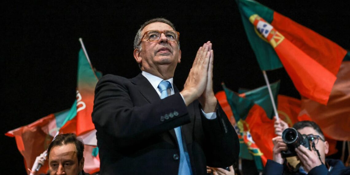 Portugaliją talžo audros ir potvyniai: ar stichija nulems likimą lemiančius prezidento rinkimus?