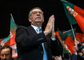 Portugaliją talžo audros ir potvyniai: ar stichija nulems likimą lemiančius prezidento rinkimus?