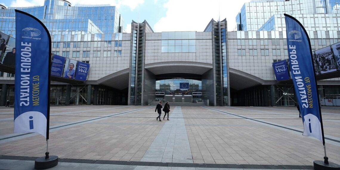 „Qatargate“ byloje – naujas posūkis: teisėjai atmetė skundus, tyrimas tęsiasi