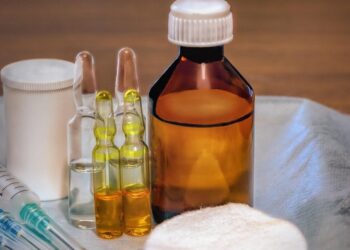 Revoliucinis nosies purškalas: kuriama vakcina nuo žiemos virusų ir alergijų