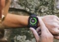 „Rivian“ pristato „Apple Watch“ programėlę: nuo nuotolinio valdymo iki skaitmeninio automobilio rakto