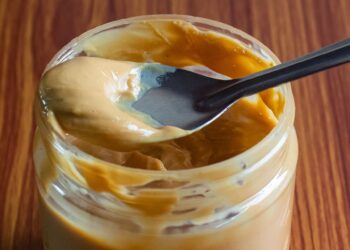 Kas nutinka kūnui, jei kasdien suvalgote šaukštą riešutų sviesto?