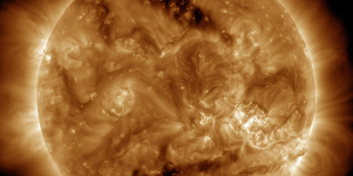 Saulėje įvyko magnetinių polių apsivertimas: ar tai gali paveikti Žemę?