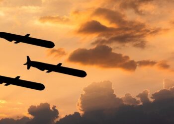 Vašingtone bręsta drąsus siūlymas: Ukrainai – „Tomahawk“ raketos