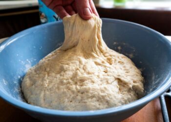 Senolių perspėjimas gali turėti tiesos: mokslininkai paaiškino, ar durų trankymas gali paveikti augimą