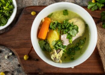 Šis stebuklingas sriubos receptas peršalus ar sergant gripu daro tai, ko gydytojai nesitikėjo