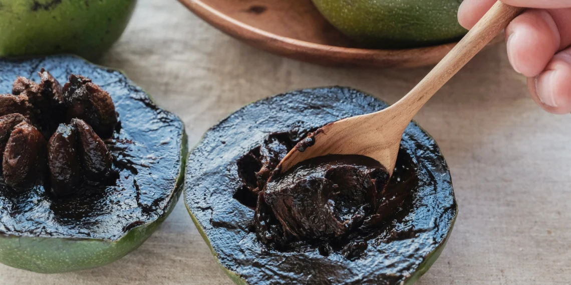 Šis vaisius primena persimoną, tačiau jo skonis – tarsi šokoladinis desertas