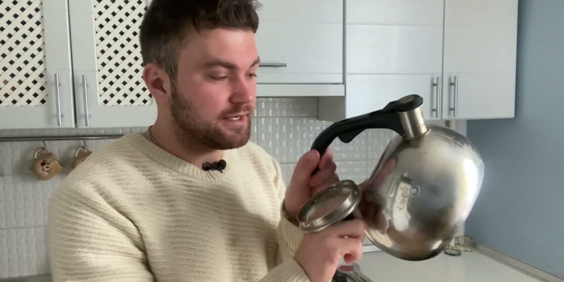 Paprasta gudrybė: ką įdėti į arbatinuką, kad neliktų kalkių ir blogo kvapo