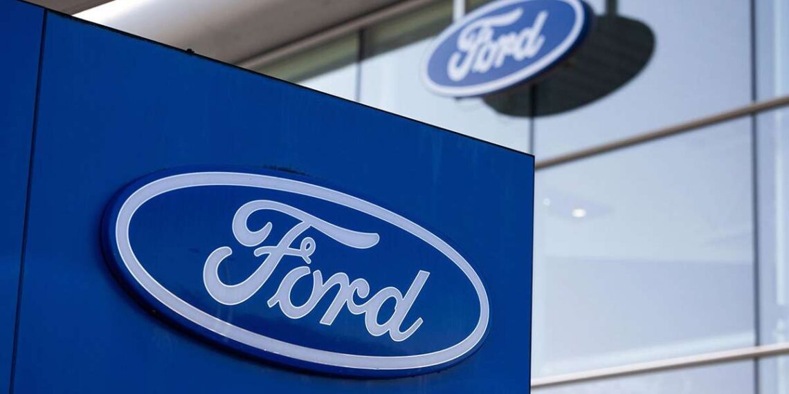 Skandalas Europoje: „Ford“ slapta derasi su „Geely“ dėl gamyklų – ko tikėtis vairuotojams?
