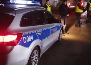 Lenkijoje – išpuolis parduotuvėje: girta pora užpuolė kasininkes