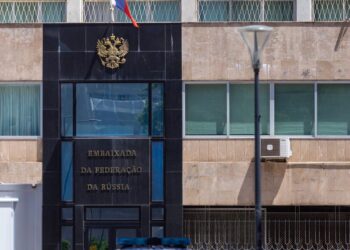 Portugalijoje sulaikytas įtariamas šnipas: pavogti NATO pareigūno skaitmeniniai įrenginiai