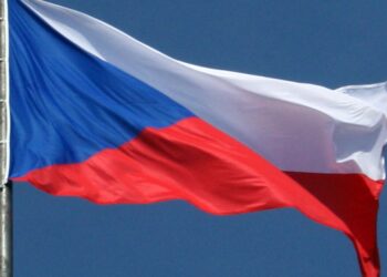 Skandalas Prahoje: tramvajaus vairuotojas už išpuolį prieš ukrainiečius nubaustas itin švelniai