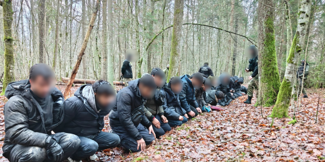 Lenkijos pasienyje išaiškinta slapta operacija: migrantai vedami tuneliais
