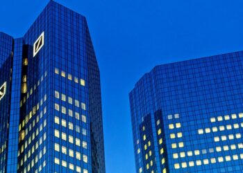 Tyrimas atskleidė: kaip „Deutsche Bank“ įsipainiojo į Epstein sąsajų istoriją