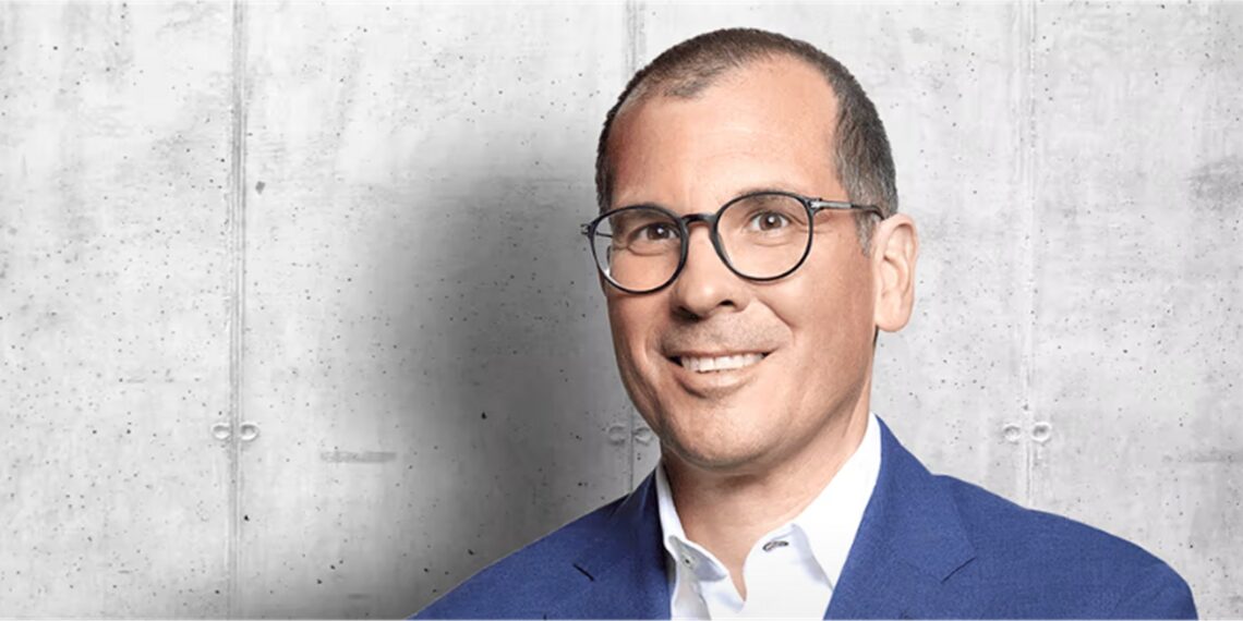 Brangūs įsigijimai, bet stabilūs rezultatai: LLB paskelbė 2025 m. finansinius rodiklius