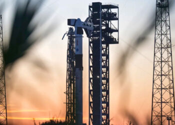 Pirmoji medicininė evakuacija TKS istorijoje: NASA siunčia naują įgulą