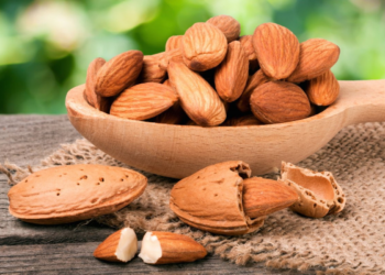 Natūralūs toksinai maiste: produktai, kuriuos valgome kasdien, bet nežinome visos tiesos