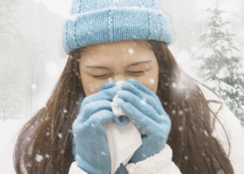 Ar tikrai šaltis kaltas dėl žiemos ligų? Gydytojai atskleidė tikrąją priežastį