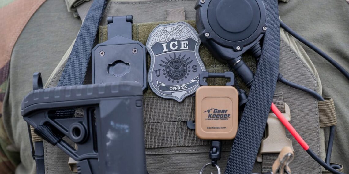 Audra dėl migracijos: siūloma steigti amerikietiško ICE modelio tarnybą