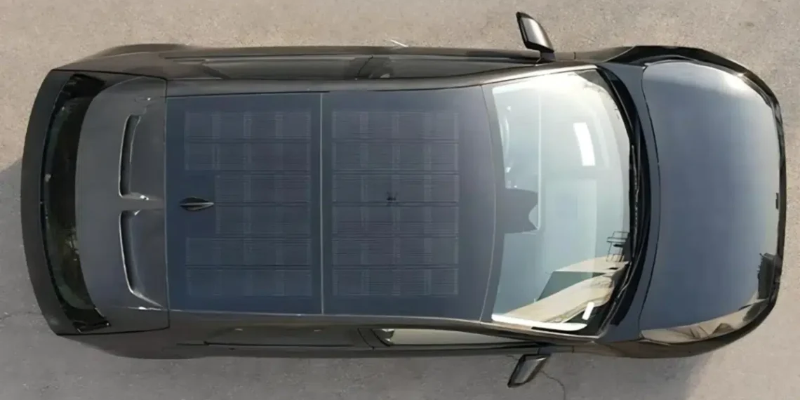 Netikėtas proveržis: „Toyota“ ir „Hyundai“ elektromobiliuose diegia saulės baterijas – žada realias sutaupymo galimybes