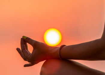 Šokiruojantis šiuolaikinio mindfulness efektas: kodėl madingas sąmoningumas gali kenkti jums