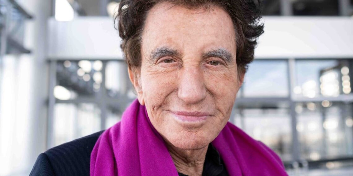 Skandalas Prancūzijoje: buvęs ministras atsistatydino dėl ryšių su Epsteinu