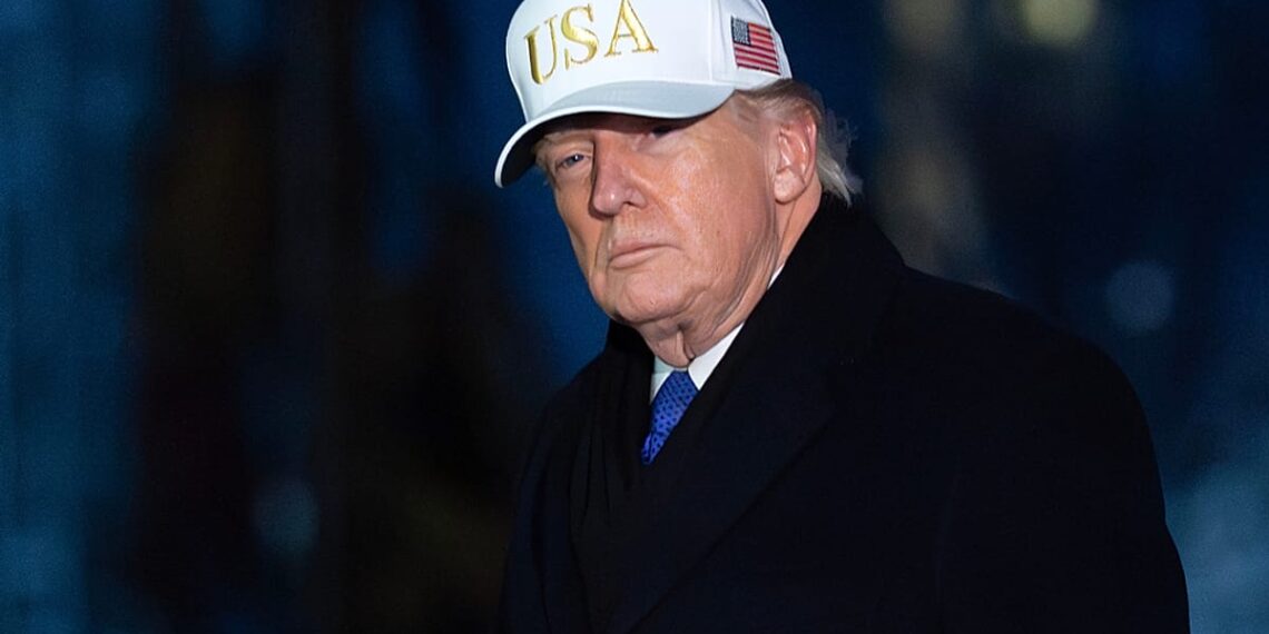 Šokiruojantis Trumpo sprendimas: mažina muitus Indijai po Modi pažado atsisakyti rusiškos naftos