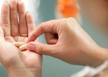 Gydytojai įspėja: kai kuriuos vitaminus geriau vartoti ryte nei vakare