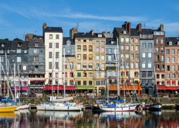 Aplankė 100 viduramžių miestų Europoje – šis penketukas pranoko visus lūkesčius