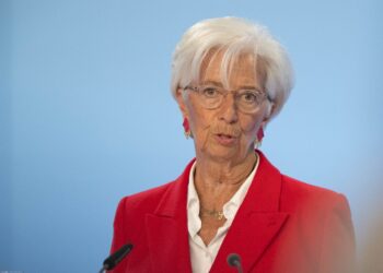 Stabilios ECB palūkanos prieš audringus 2025-uosius: ar ramybė virs skaudžiu šoku rinkoms?