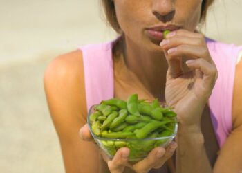 Netikėta sodo gudrybė: tualetinio popieriaus ritinėliai virto mini daigyklomis