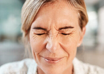 Staiga pradėjo trūkčioti akis ar raumuo? Štai kada tai pavojingas ženklas ir kada nereikia panikuoti