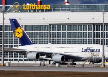 Skrydžiai stoja: „Lufthansa“ streikas kelia sumaištį Europoje