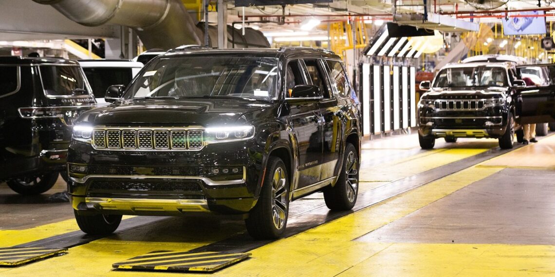 Stellantis skandalas JAV: masinis ieškinys po milžiniško klientų duomenų nutekinimo internete