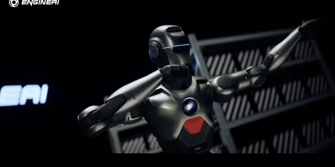 „EngineAI“ humanoidas PM01 demonstruoja išskirtinę pusiausvyrą ir judesių tikslumą