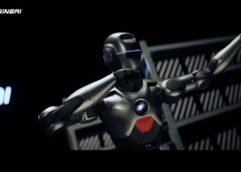 „EngineAI“ humanoidas PM01 demonstruoja išskirtinę pusiausvyrą ir judesių tikslumą