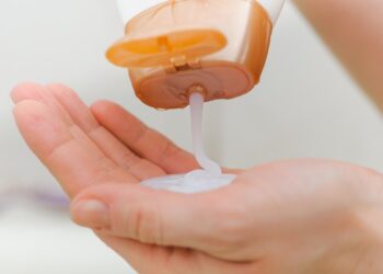 Trichologė: už „prabangias“ plaukų priemones dažnai mokame daugiau nei verta