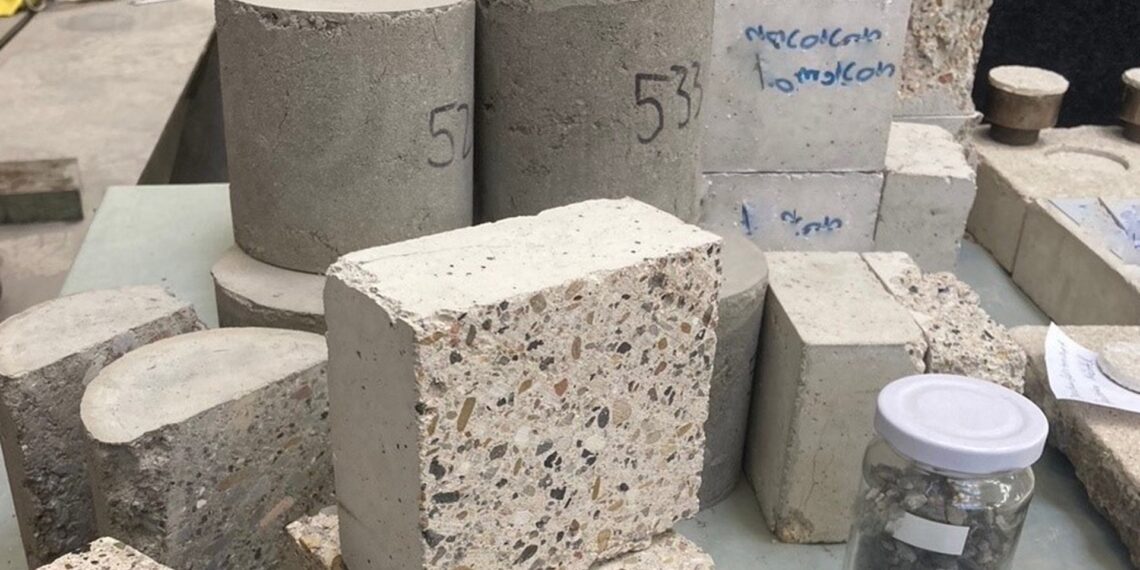 Statybų revoliucija: šiukšlių pelenai paversti CO₂ sugeriančiu betonu