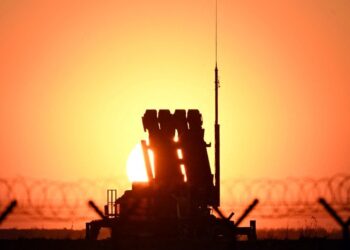 Vokietija stiprina Ukrainos oro gynybą: svarstomas „Patriot“ sistemų perdavimas