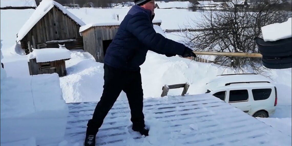 Per 5 minutes pasigamintas įrankis gali pagreitinti stogo valymą