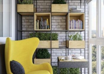 Netvarkingas balkonas – nauja mada? Dizaineriai kalba apie netikėtą 2024 m. tendenciją