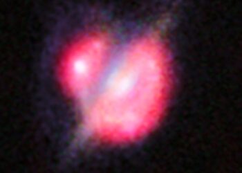 Kas slypi už 8 mlrd. šviesmečių? Astronomai aptiko neįprastą kosminį lazerį