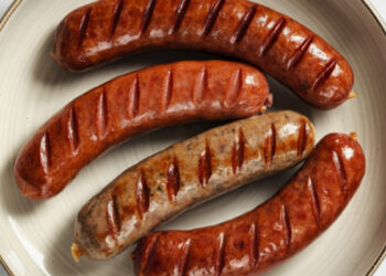 Australijoje – pirmoji mirtis nuo erkės sukeltos mėsos alergijos: gydytojai perspėja ir lietuvius