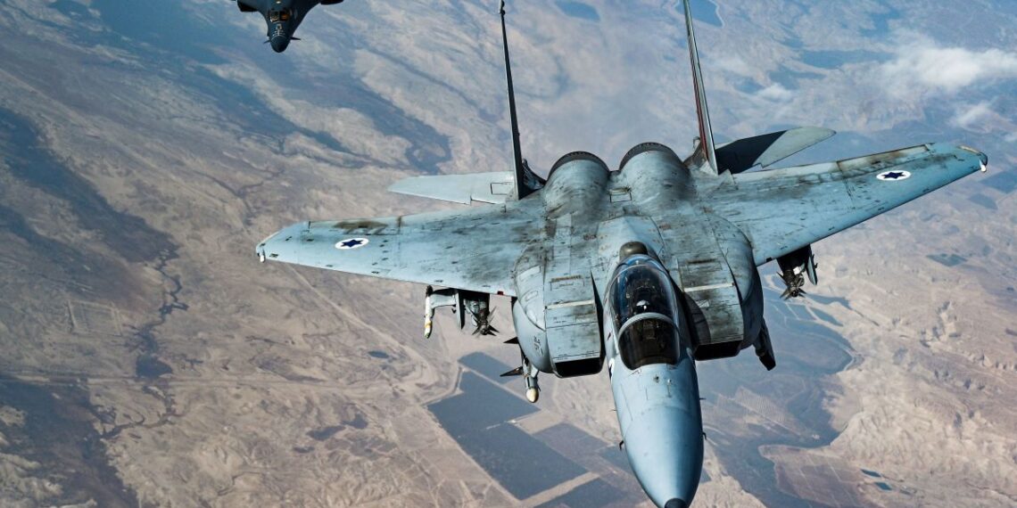 Kuveite – skaudi klaida: sąjungininkai per klaidą numušė tris JAV F-15