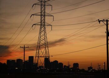 Slovakija stabdo elektros pagalbą Ukrainai: Kijevas atskleidžia kitą situacijos pusę